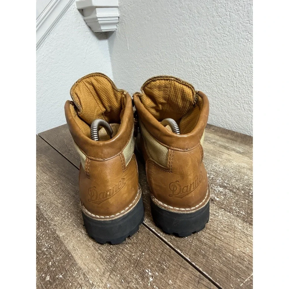 Danner feather light